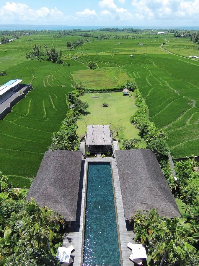 Villa Mandalay Kuta  Exterior photo