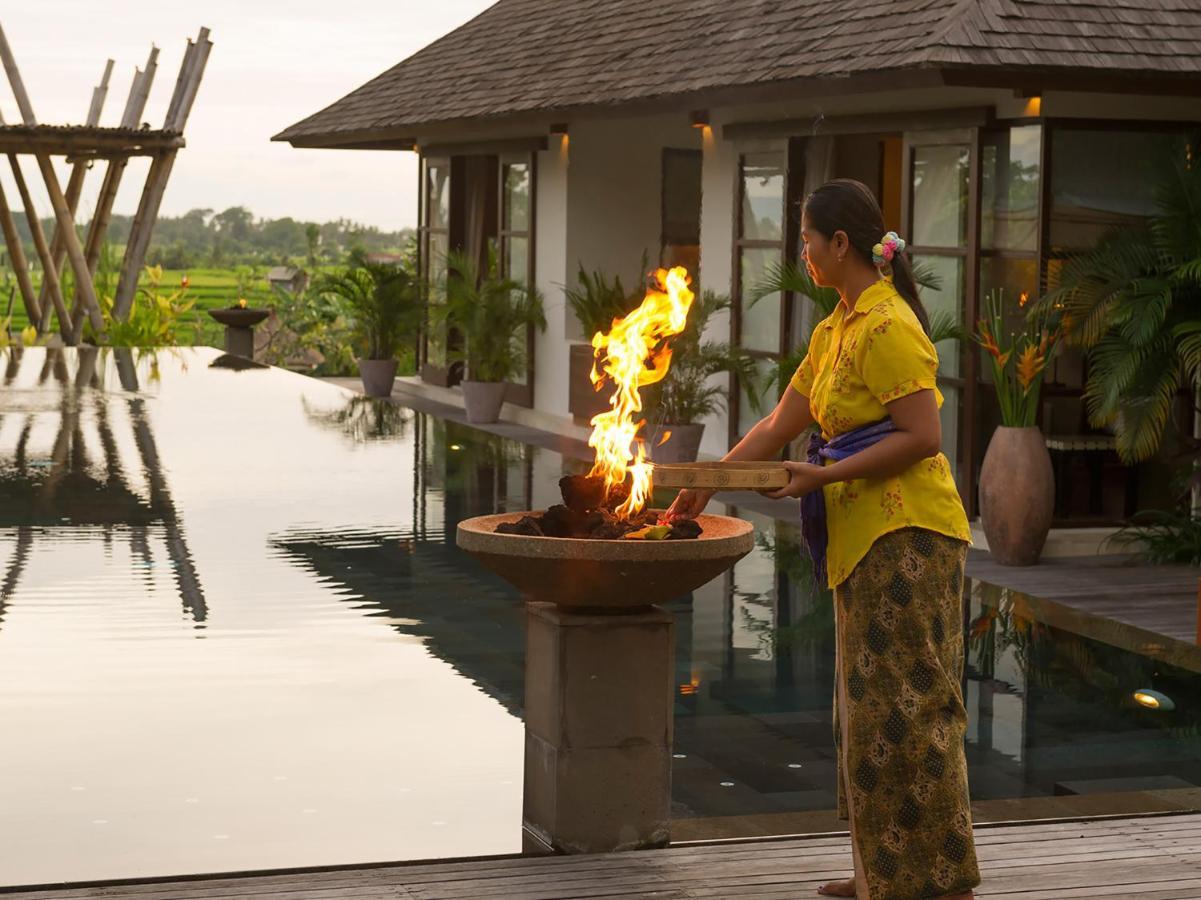 Villa Mandalay Kuta  Exterior photo